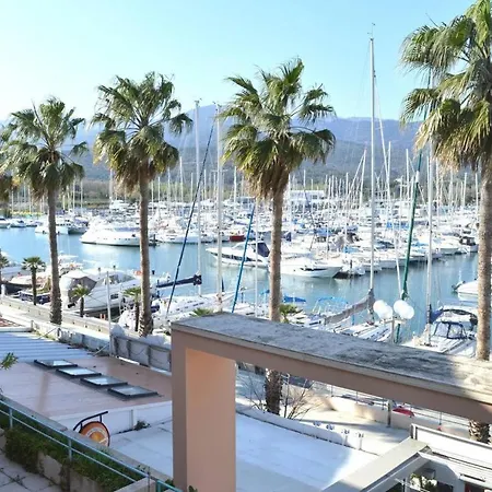 / 4 Couchages Sur * Argeles-sur-Mer